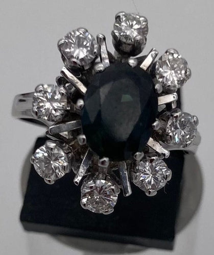 Bague 52 Bague marquise en or gris avec saphir et diamants 58 Facettes