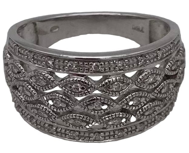 Bague 54 Bague vintage en or gris et diamants 0,30 ct 58 Facettes