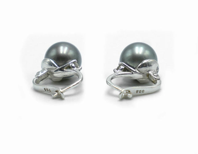 Boucles d'oreilles Boucles d’oreilles en or blanc 18 carats et perles de Tahiti naturelles 58 Facettes