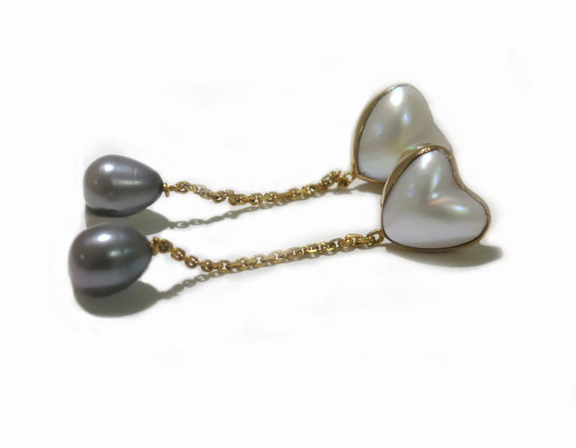 Boucles d'oreilles Boucles d’oreilles cœur en or jaune 18 carats, nacre et perles 58 Facettes
