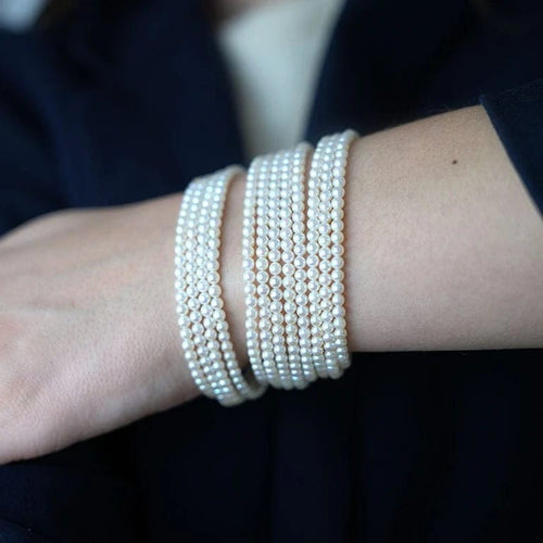 Bracelet De Saedeleer - Bracelet manchette en or jaune 18 carats et perles 58 Facettes
