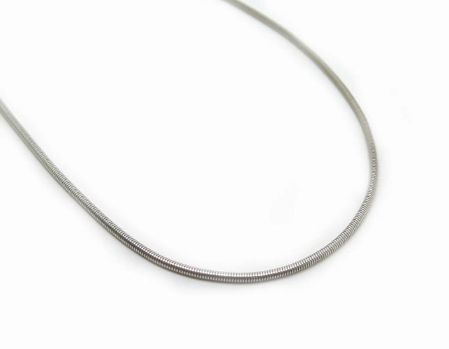 Collier Chaîne serpent en or blanc 18 carats 58 Facettes