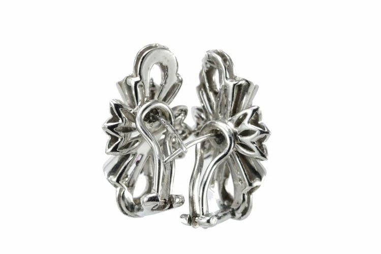 Boucles d'oreilles Boucles d'oreilles vintage en or blanc 18 carats, rubis et diamants 58 Facettes 0408