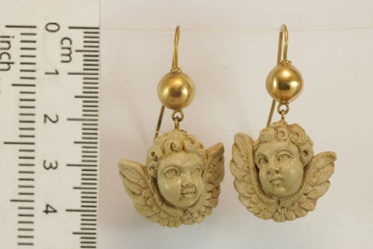 Boucles d'oreilles Boucles d’oreilles antiques - Camées de lave en or 14 carats 58 Facettes 7446