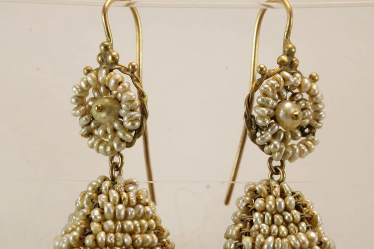 Boucles d'oreilles Boucles d’oreilles anciennes gouttes en or 14 carats et perles 58 Facettes 7628