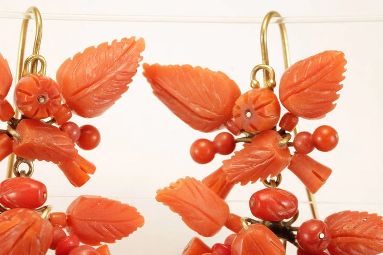 Boucles d'oreilles Boucles d’oreilles anciennes en or 14 carats et corail 58 Facettes 7650