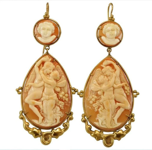 Boucles d'oreilles Boucles d’oreilles anciennes camées corniola en or jaune 14 carats 58 Facettes 7654