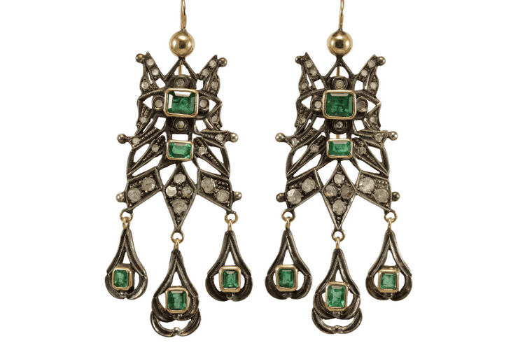 Boucles d'oreilles Boucles d'oreilles catalanes anciennes en or 14 carats, diamants et émeraudes 58 Facettes 7686