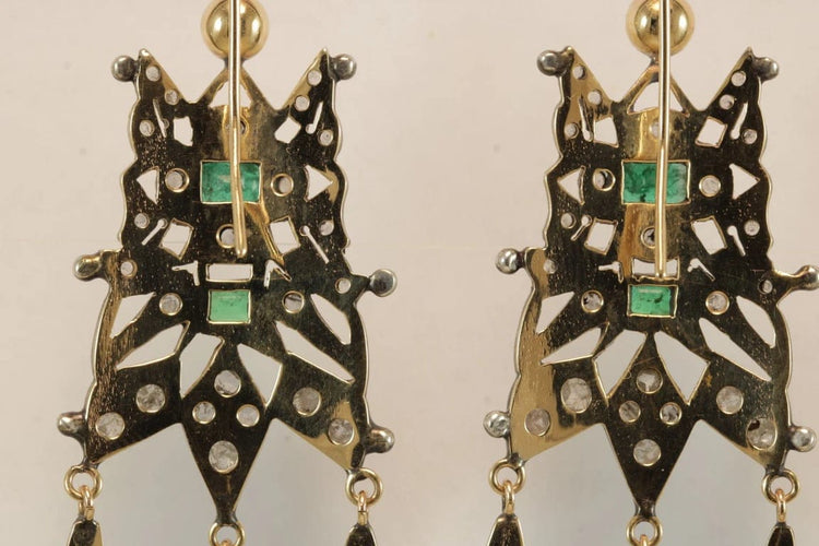 Boucles d'oreilles Boucles d'oreilles catalanes anciennes en or 14 carats, diamants et émeraudes 58 Facettes 7686