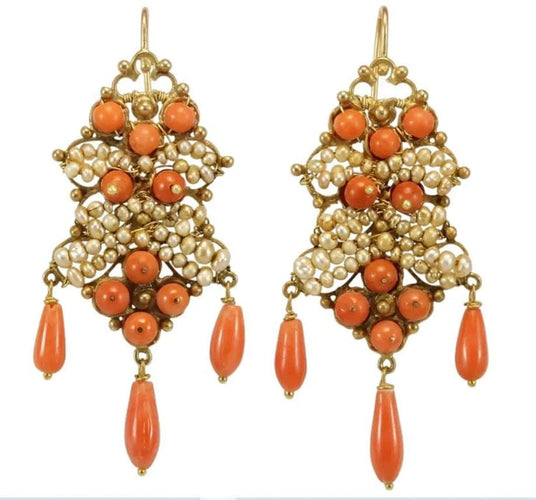 Boucles d'oreilles Boucles d’oreilles anciennes en or jaune 14 carats, corail et perles 58 Facettes 7712