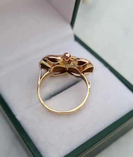 Bague 49.5 Bague Art déco trois ors en or 18 carats et diamants 58 Facettes 339