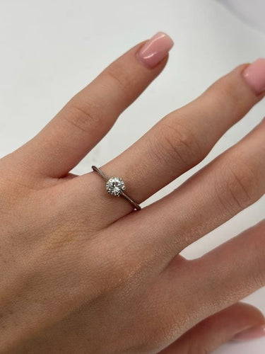Bague 52 Solitaire - Bague en or blanc 18K avec diamant 0,45 ct 58 Facettes 1588