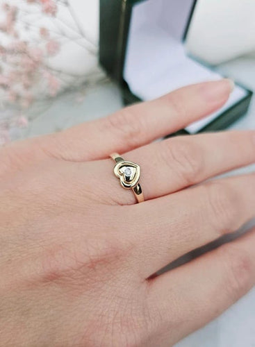 Bague 52 Bague cœur en or jaune 18 carats avec diamant 58 Facettes 468