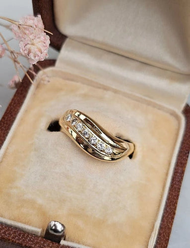 Bague 50 Bague vintage en or jaune 18 carats et diamants 58 Facettes 624