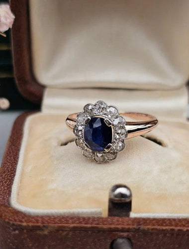 Bague 51,5 Bague marguerite en or rose et platine avec saphir et diamants 58 Facettes 387