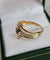 Bague 58 Bague vintage en or jaune 18 carats avec saphirs et diamants 58 Facettes 592