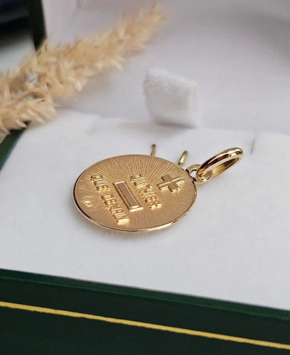 Pendentif AUGIS - Médaille d'Amour en or jaune 58 Facettes 685