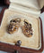 Boucles d'oreilles Boucles d'oreilles dormeuses Art déco en or rose 18 carats 58 Facettes 667