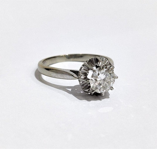 Bague 52 Bague solitaire en or blanc 750 sertie d’un diamant 0,80 ct 58 Facettes 1-761/3