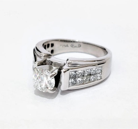 Bague 51.5 Bague solitaire accompagné en or blanc 18k et diamants 58 Facettes 1-888/1
