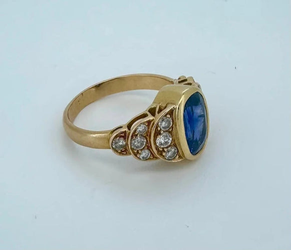 Bague 54.5 Bague en or jaune 18 carats au saphir et diamants 58 Facettes