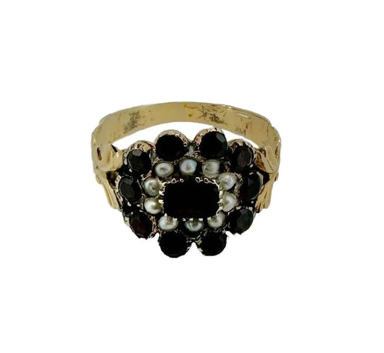 Bague 54 Bague en or jaune 18 carats ornée de grenats et perles 58 Facettes