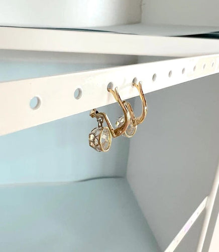 Boucles d'oreilles Boucles d’oreilles dormeuses anciennes vers 1900 en or 18K, platine, diamants et rubis 58 Facettes 1767