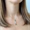 Collier Collier ras-du-cou - Pendentif en or blanc 18 carats, diamants et grenats verts 58 Facettes AA 1725