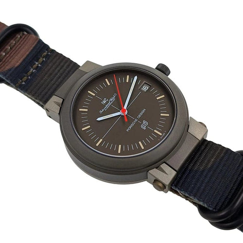 Montre IWC Schaffhausen Porsche Design - Montre Compass IW3510 olive, circa 1978 58 Facettes