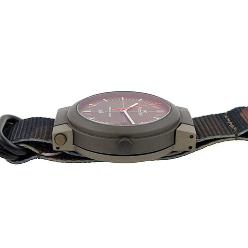 Montre IWC Schaffhausen Porsche Design - Montre Compass IW3510 olive, circa 1978 58 Facettes