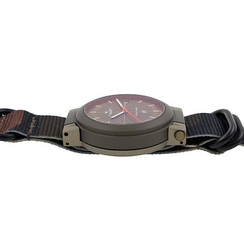 Montre IWC Schaffhausen Porsche Design - Montre Compass IW3510 olive, circa 1978 58 Facettes