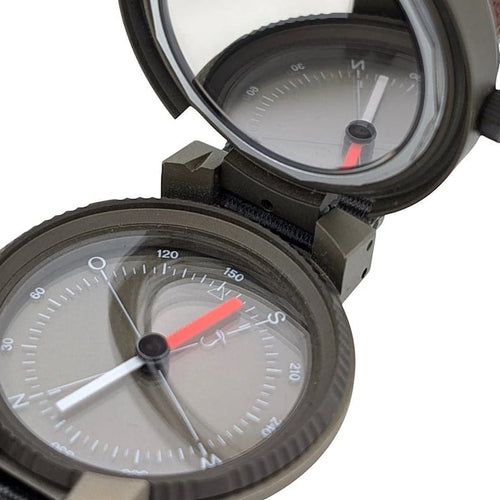 Montre IWC Schaffhausen Porsche Design - Montre Compass IW3510 olive, circa 1978 58 Facettes