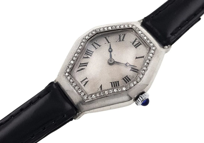 Montre Ferdinand Verger Frères - Montre tonneau en platine sertie de diamants 58 Facettes