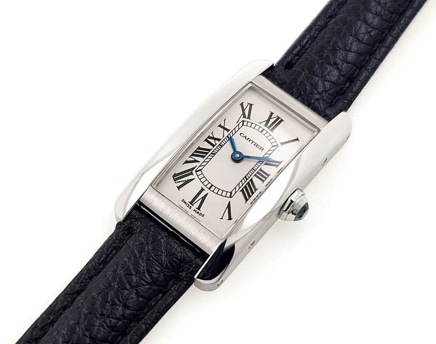 Montre Cartier Tank Américaine - Montre 2489 en or blanc 18 carats 58 Facettes