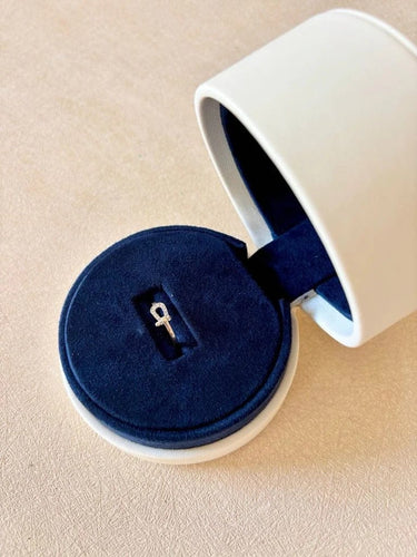Bague 49 FRED Force 10 - Bague petit modèle en or blanc et diamants 58 Facettes WC-2025-2182