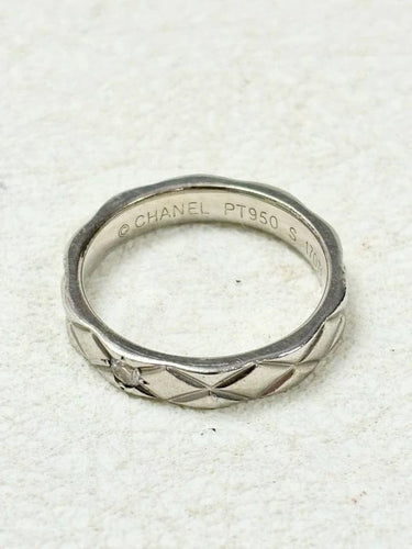 Bague 48 Chanel Coco Crush - Bague mini motif matelassé en platine diamant 58 Facettes WC-2025-2214