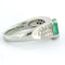 Bague 51 Bague en platine 900 sertie d’une émeraude 0,80 ct et diamants 58 Facettes