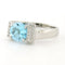 Bague 52 Bague en or blanc 14 carats sertie de topazes et de diamants 58 Facettes