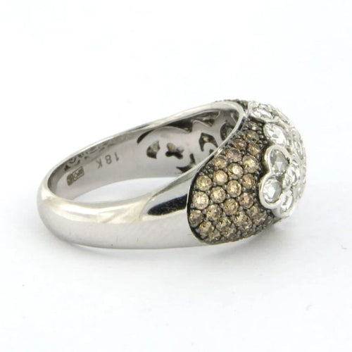 Bague 53 Bague en or blanc 18 carats sertie de diamants taille rose et brillant 58 Facettes
