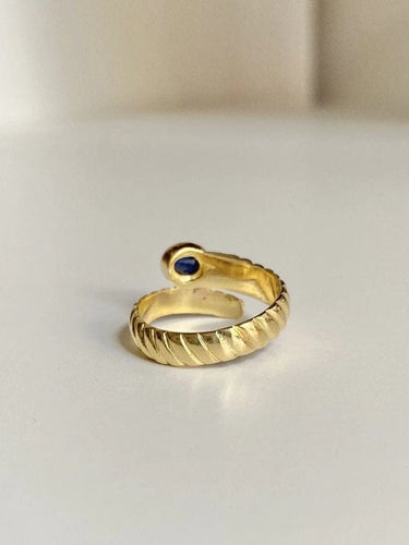 Bague 53 Bague serpent godronnée en or jaune 18k et saphir cabochon 58 Facettes