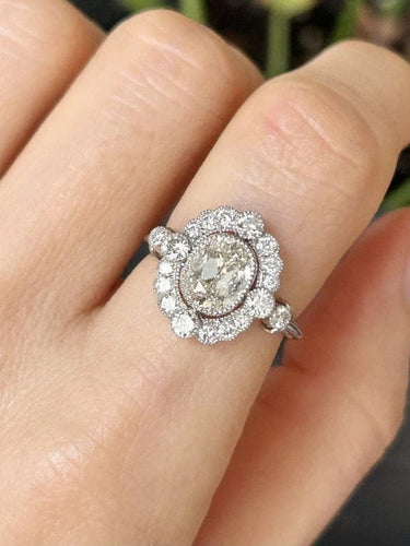 Bague 52.5 Bague en platine sertie de diamants, 1,51 ct 58 Facettes