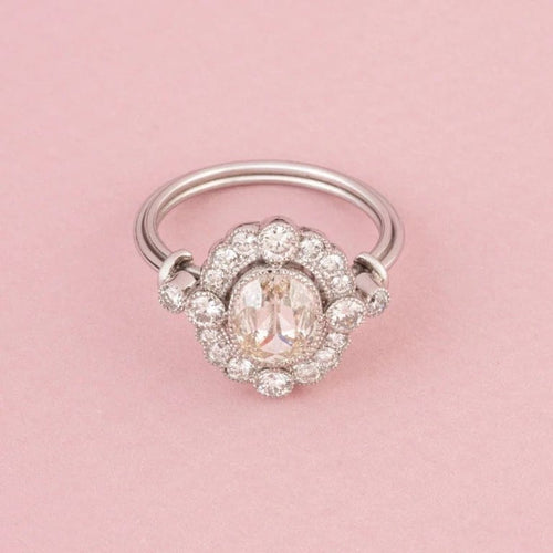 Bague 52.5 Bague en platine sertie de diamants, 1,51 ct 58 Facettes