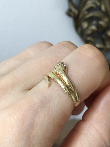 Bague 56 Bague serpent en or jaune 18k et 3 diamants 58 Facettes
