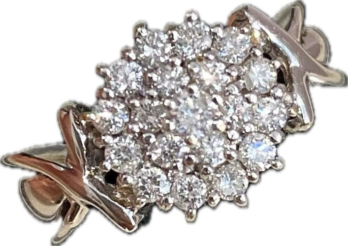Bague 51 Bague en or gris 18K avec 19 diamants 0,60 ct 58 Facettes