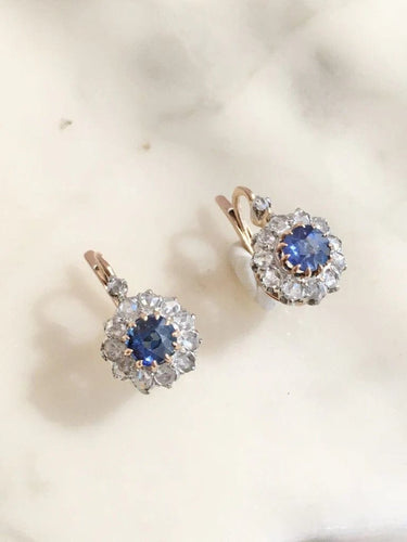 Boucles d'oreilles Belle Époque - Boucles d’oreilles dormeuses en or rose, platine, saphirs et diamants 58 Facettes