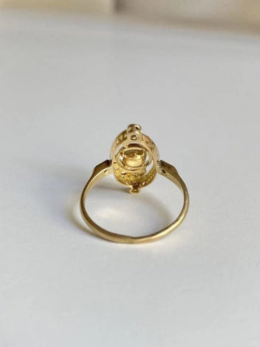 Bague 51 Bague tourbillon Belle Époque en or jaune 18K, platine, perle et diamants 58 Facettes
