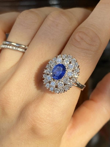 Bague 57 Bague marguerite en or blanc 18K avec saphir et diamants 58 Facettes