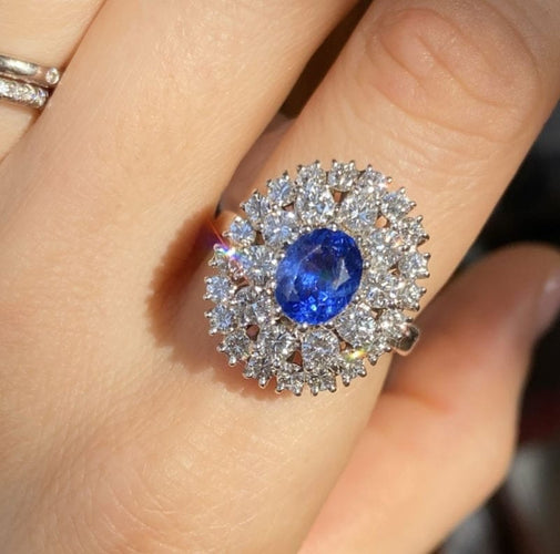 Bague 57 Bague marguerite en or blanc 18K avec saphir et diamants 58 Facettes