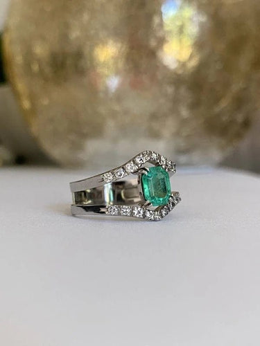 Bague 58.5 Bague - Or blanc 18K, émeraude et diamants 58 Facettes