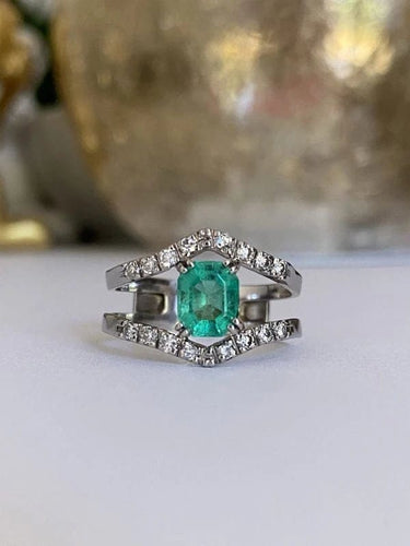Bague 58.5 Bague - Or blanc 18K, émeraude et diamants 58 Facettes